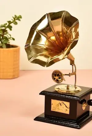 Fashion Bizz Antique Handmade Vintage Gramophone Decorative Showpiece